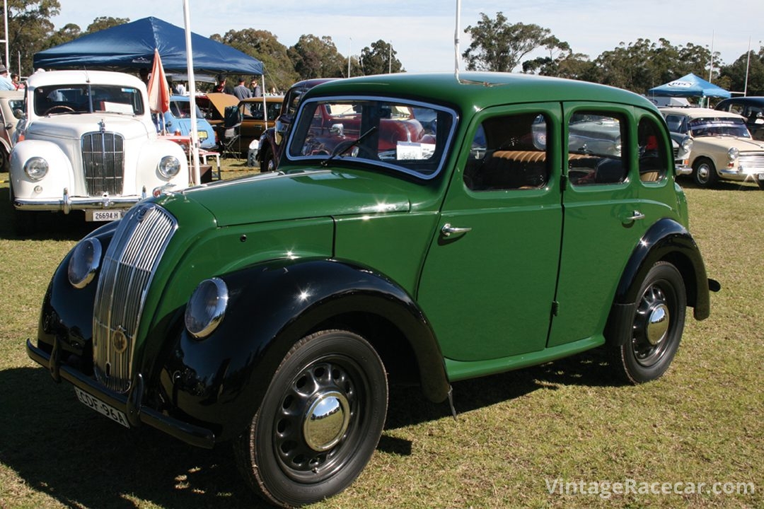 Pre-WW2 Morris 8.Pre-WW2 Morris 8.
Pre-WW2 Morris 8. 