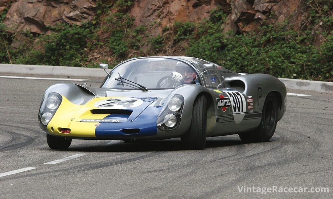 Jacques CochinÕs Porsche 910.Photo: S. Henry