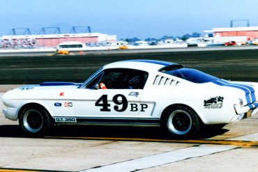 Casey Annis, Shelby GT350, Coronado 2000 Bob Dunsmore