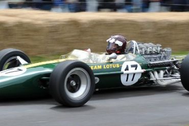 1967 Lotus-Cosworth 49 driven by Jackie Oliver TIM SCOTT