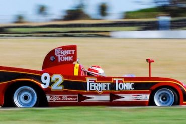 Joe Nastasi Alfa Romeo T33SC12, turn 4 entry