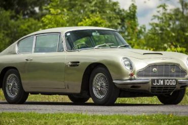 1966 Aston Martin DB6 Vantage