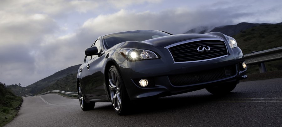 2013 Infiniti M56