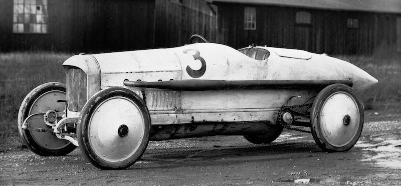 Record breaking car: The 200 hp Benz driven by L.G. "Cupid" Hornsted at Brooklands.