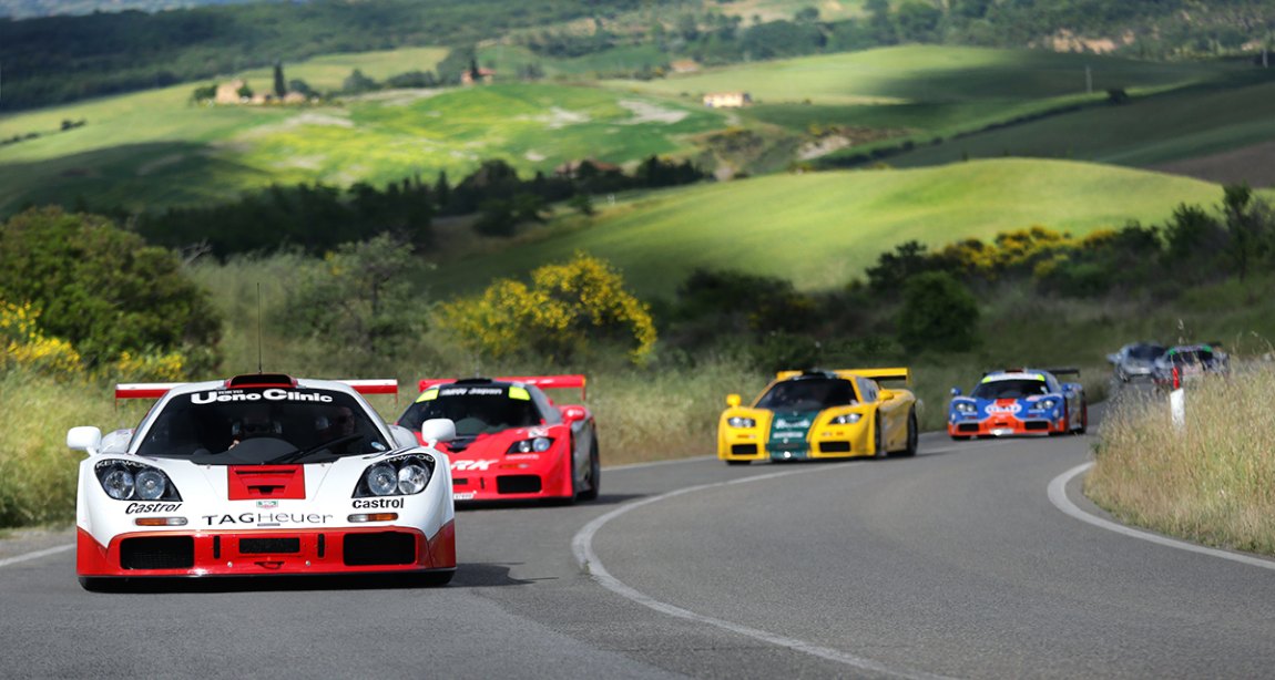 1995 McLaren F1 GTR chassis 02R leads the 1996 McLaren F1 GTR chassis 13R, 1995 McLaren F1 GTR chassis 06R and and 1996 McLaren F1 GTR chassis 12R