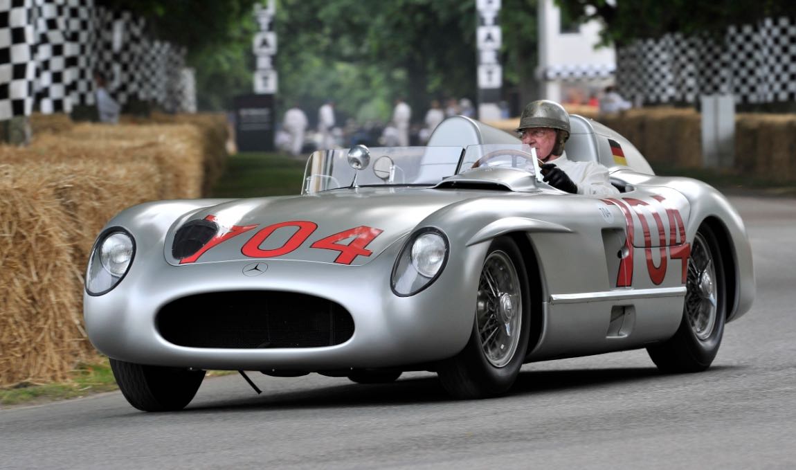 1955 Mercedes-Benz 300 SLR #704 driven by Hans Herrmann TIM SCOTT FLUID IMAGES