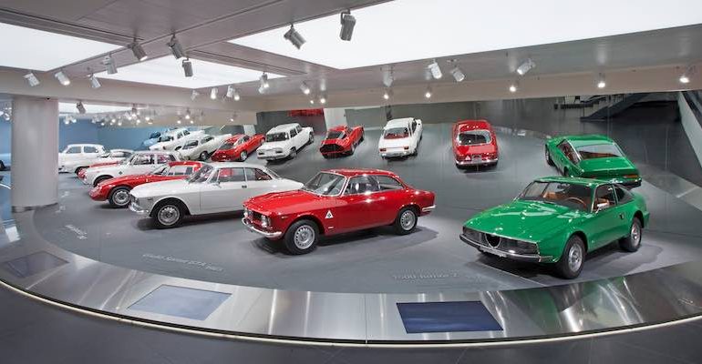 Alfa Romeo Giulia display