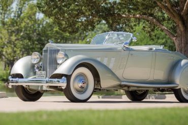 1933 Packard Twelve Individual Custom Sport Phaeton David McNeese ©2015 Courtesy of RM Sotheby's