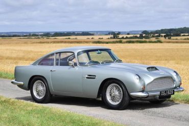 1960 Aston Martin DB4GT Tim Scott ©2016 Courtesy of RM Sotheby's