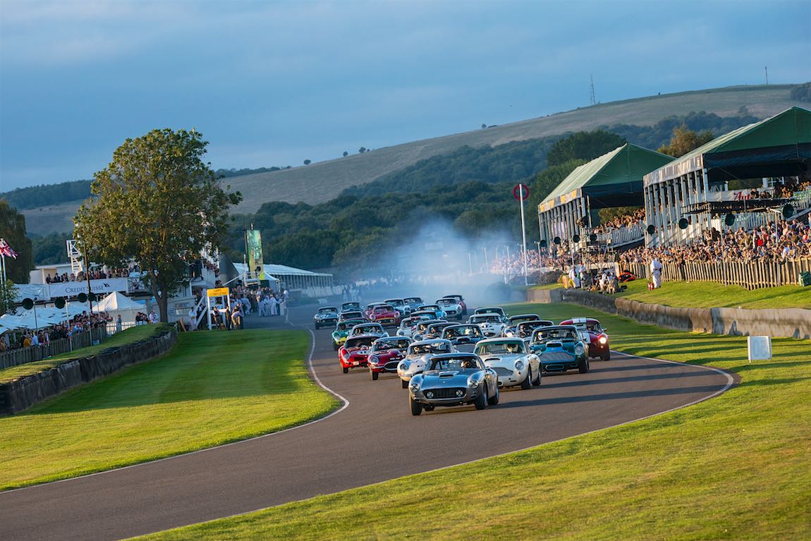 Start of the Kinrara Trophy race at the Goodwood Revival 2016 Julien Mahiels