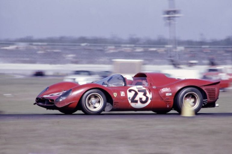 Ferrari 330 P 3/4