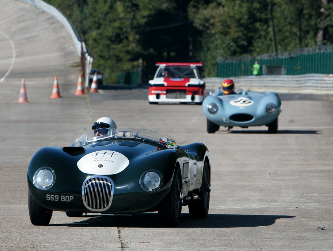 Jaguar D-Type chases Jaguar C-Type.
Photo: Chris Willows