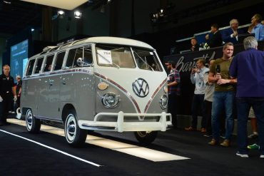 1964 Volkswagen 21-Window Microbus