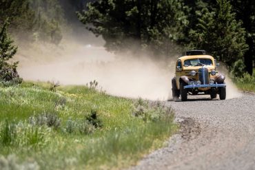 Brian Scowcroft (GB) / Catherine Scowcroft (GB) 1936 Chevrolet Coupe