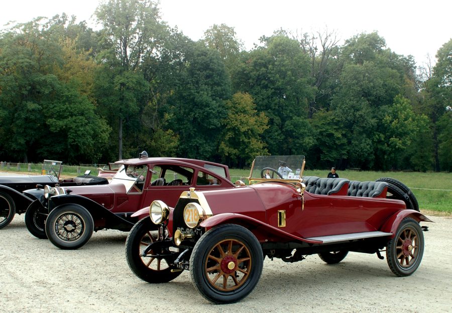 Historic Lancias pose near the Royal Castle at Racconigi.
Photo: Peter Collins