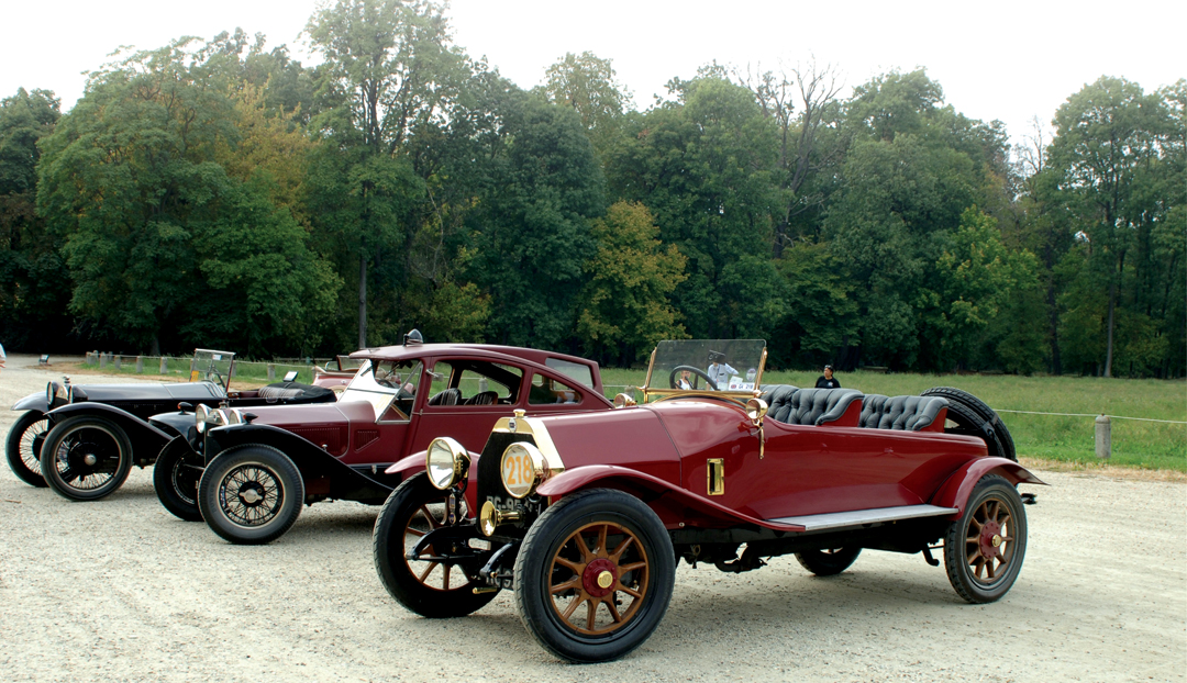 Historic Lancias pose near the Royal Castle at Racconigi.
Photo: Peter Collins