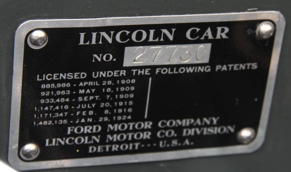 Manufacturing plate of a 1925 Lincoln Phaeton