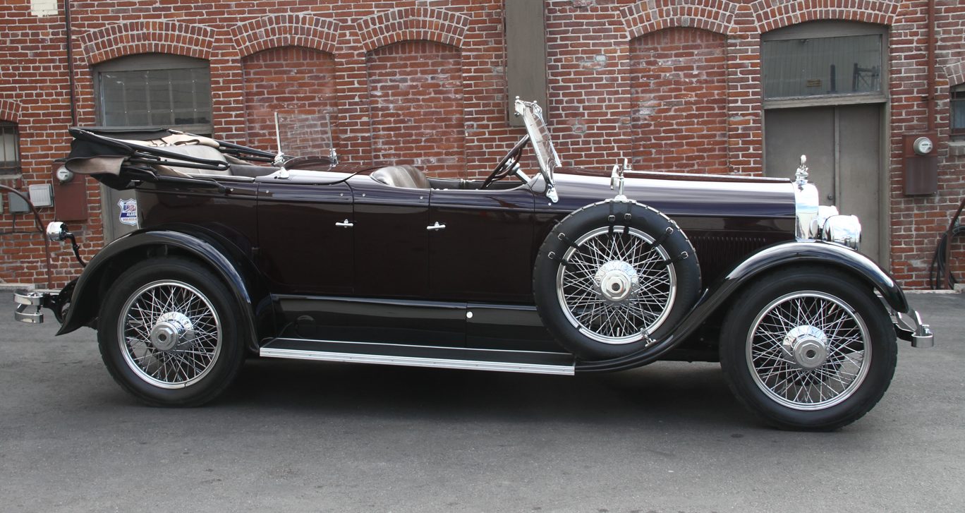  Side view of a 1925 brown Lincoln Phaeton