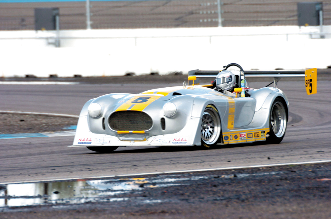 The result of when a Panoz LMP and a 1965 427 Cobra mate.
Photo: Wayne Kitano