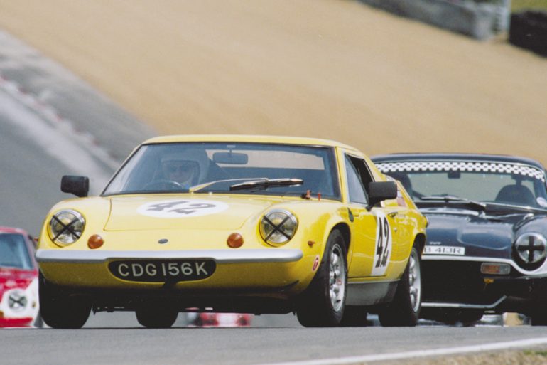 Ross BraithwaiteÕs Lotus Europa at Druids.
Photo: Peter Collins