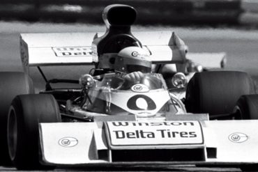 Jody Scheckter clinches the SCCA/USAC F5000 Championship (1973).