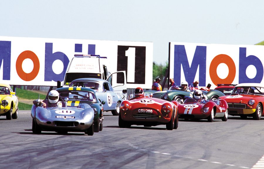 Start of the Gentleman Drivers race.
Photo: Peter Collins