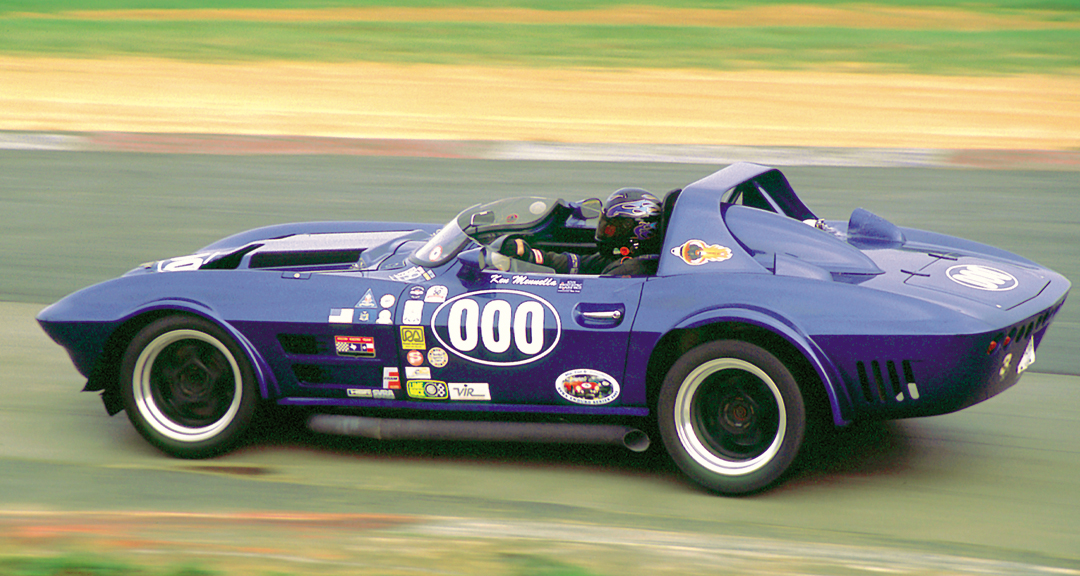 Ken Mennella and his fierce 1963 Corvette.
Photo: Walt & Louiseann Pietrowicz