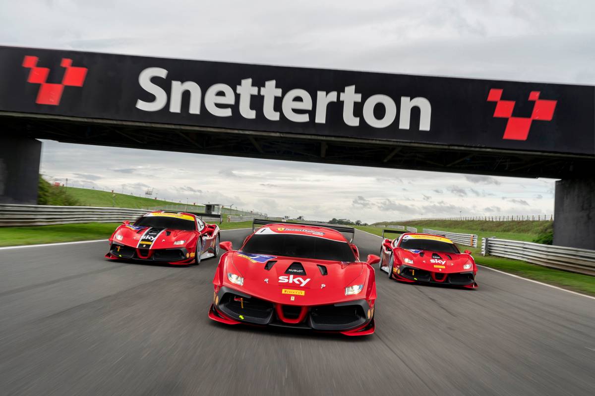 Ferrari Challenge 488 Evo