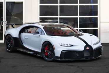 Bugatti Chiron Pur Sport