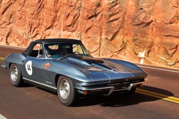 67 Corvette-Robert & Paula Smalley-Zion Park-#6605-Howard Koby photo.jpg