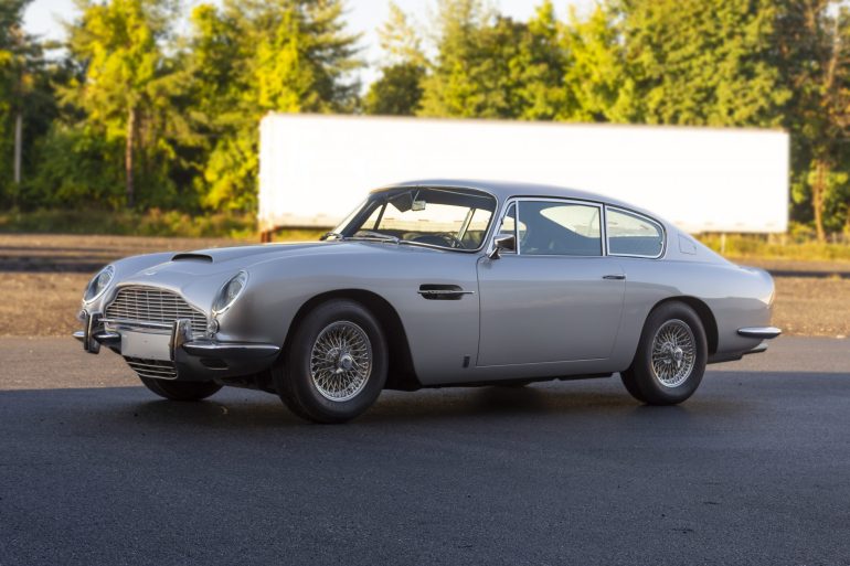 1966 Aston Martin DB6 Vantage Sport Saloon