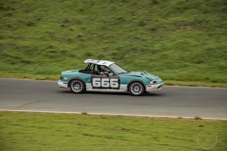 1996 Mazda Miata - Team Offline 55 Racing