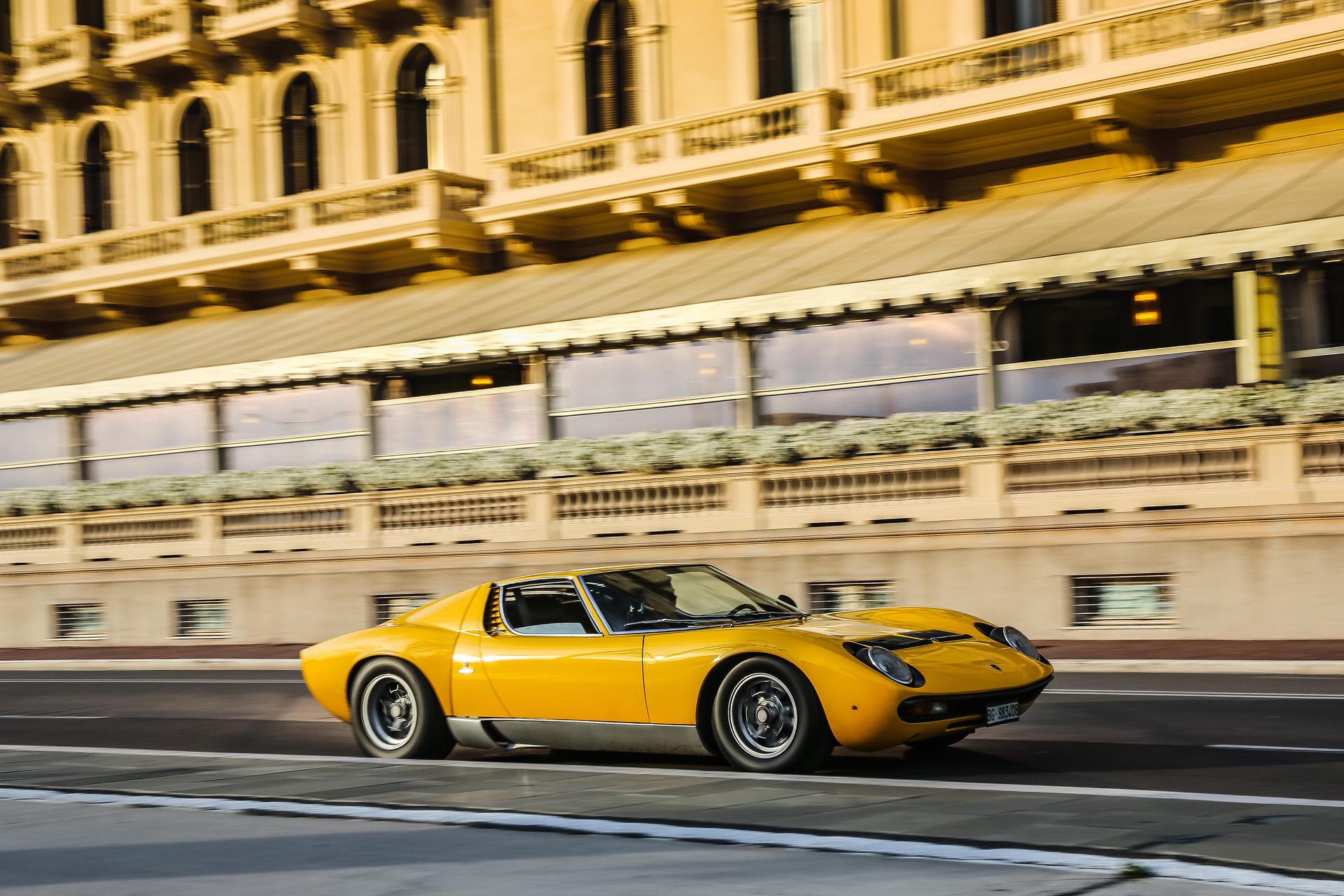 Lamborghini Miura