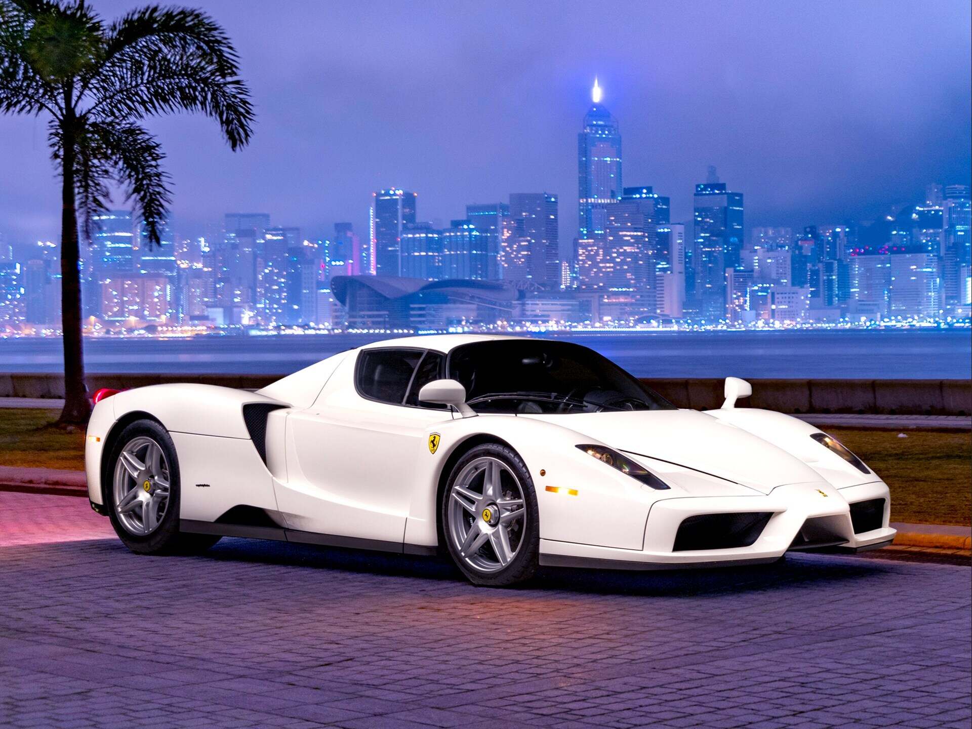 Ferrari Enzo © RM Sotheby's