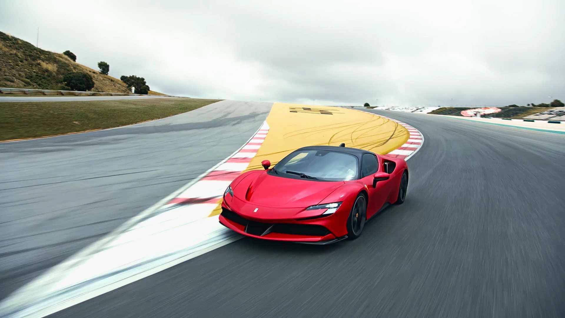 Ferrari SF90 Stradale, the most advanced supercar on the market today