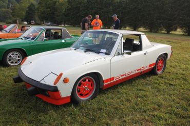 This CanAm special edition is called Creamsicle.