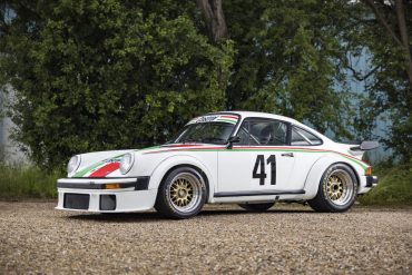 1976 Porsche 934 Chassis # 930 670 0172